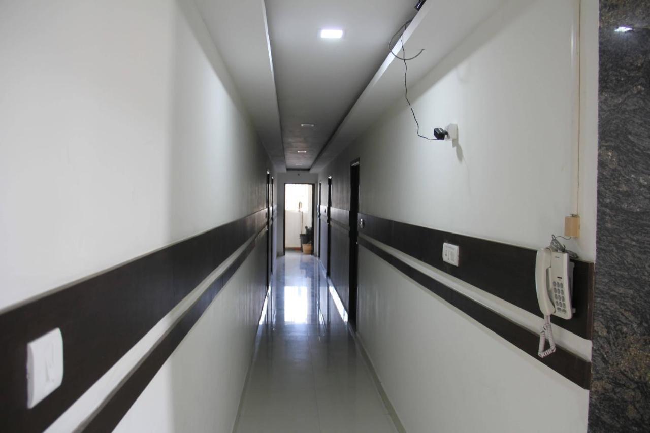 Seaqueen Residency Chennai Exterior foto