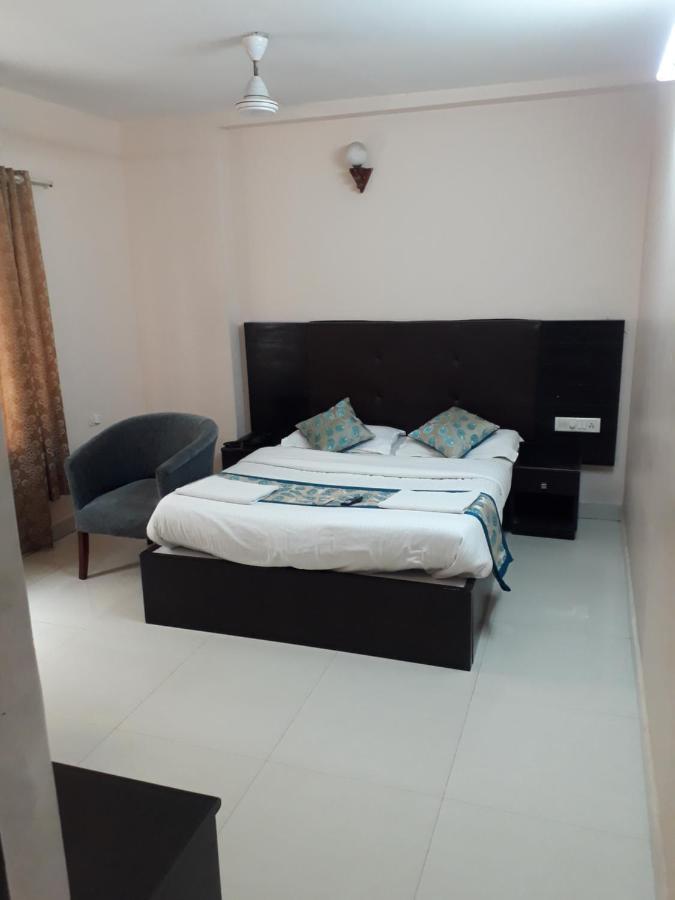 Seaqueen Residency Chennai Exterior foto