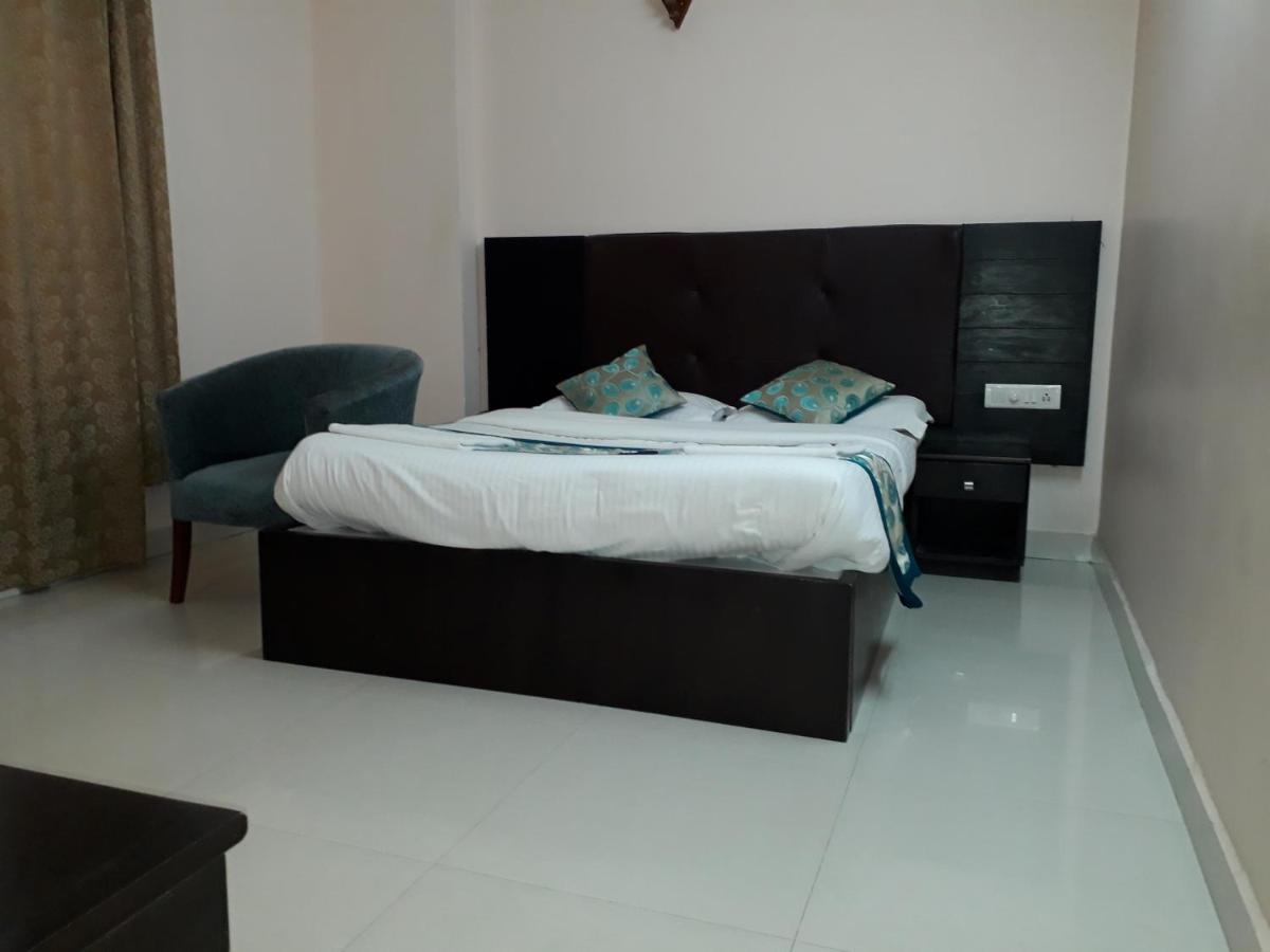 Seaqueen Residency Chennai Exterior foto