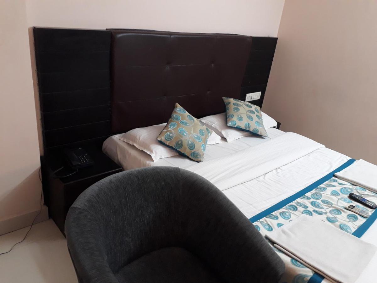 Seaqueen Residency Chennai Exterior foto