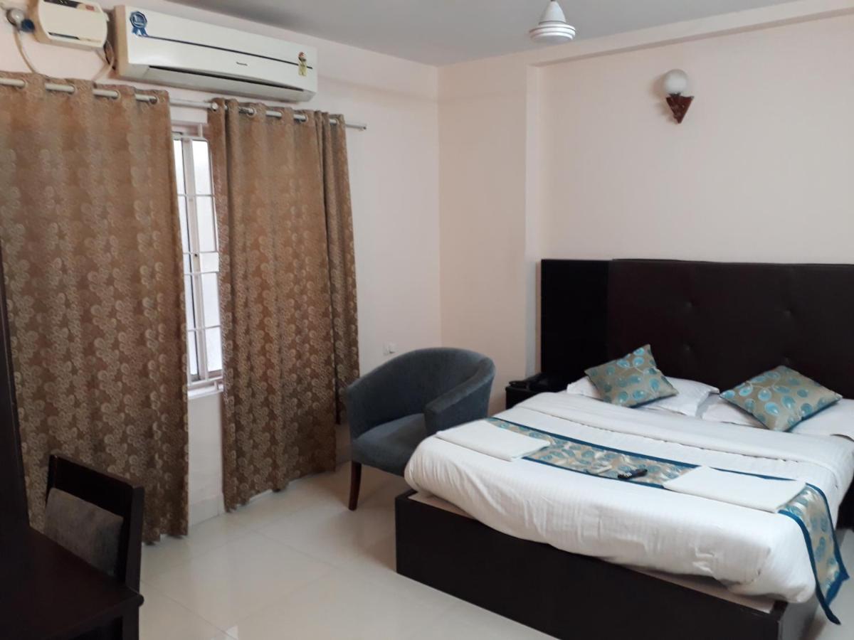 Seaqueen Residency Chennai Exterior foto